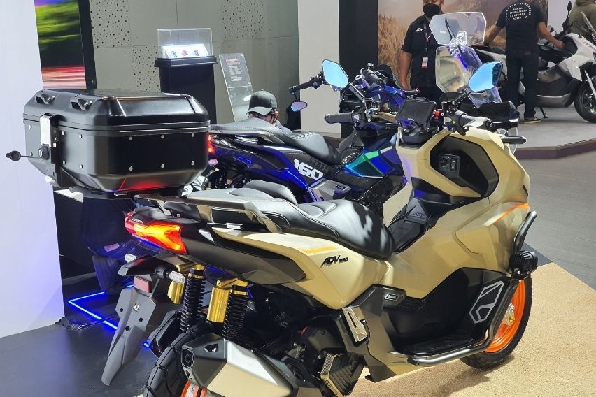 Honda ADV160 modified