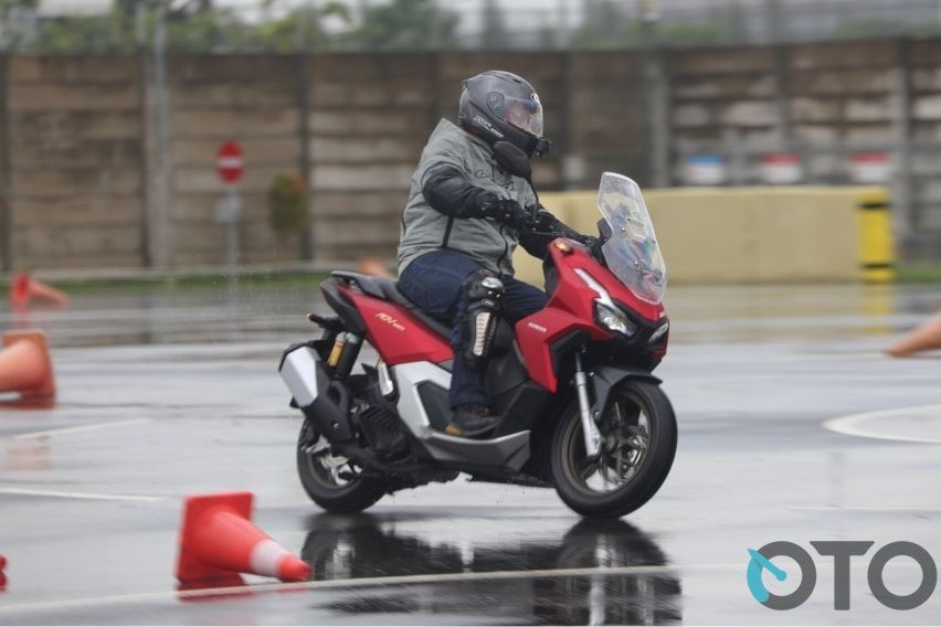 first ride Honda ADV 160