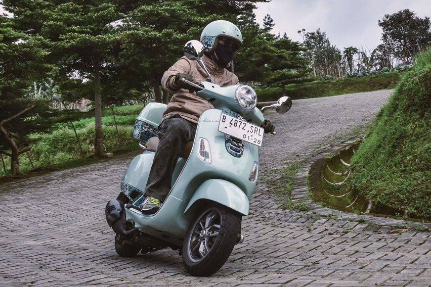 Test Ride Vespa Lx I Get Batik Menarik Buat Dikoleksi Asyik Untuk