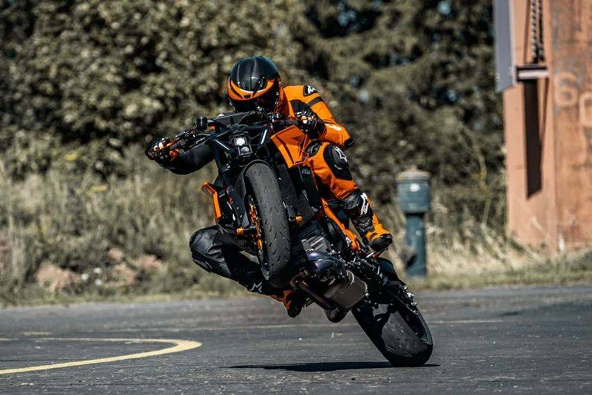 KTM 1390 Super Duke R Evo Masuk Kategori Hyper Naked Bike