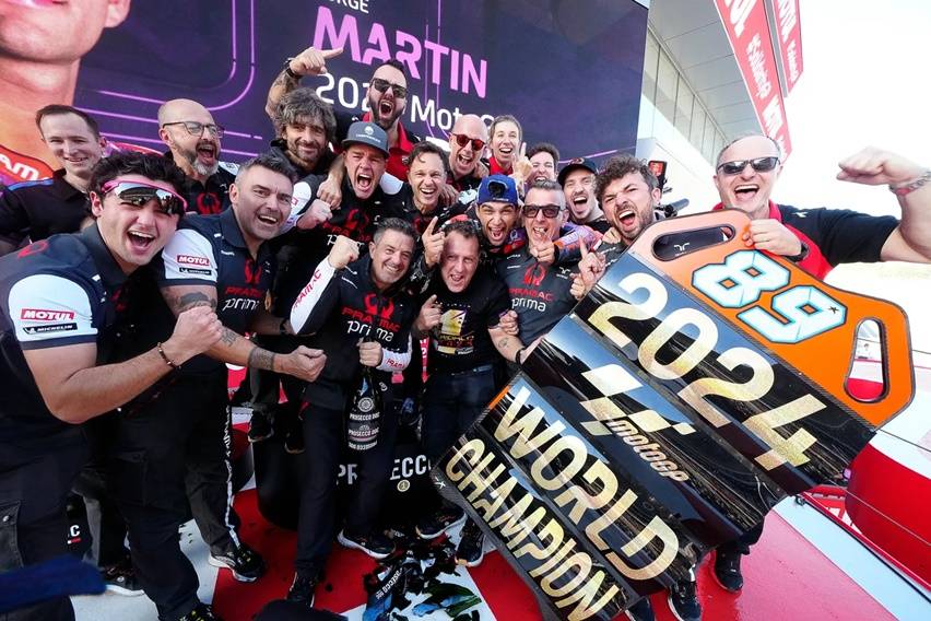 Cetak Rekor Jorge Martin Raih Gelar Juara Dunia MotoGP 2024 Dari Tim