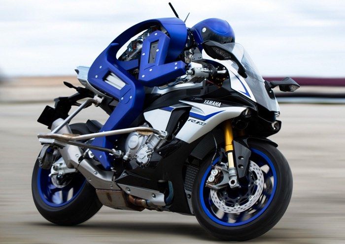 Yamaha Memperkenalkan Robot yang mampu mengendalikan motor secara efektif