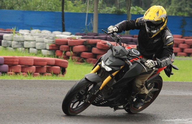 Perang Saudara Yamaha 150 cc: Xabre vs Vixion vs Byson