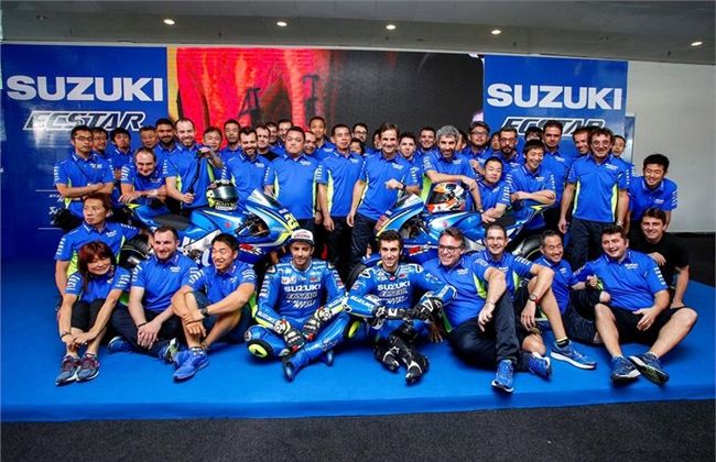 Suzuki Ecstar Kenalkan Motor dan Tim Baru  MotoGP 2017
