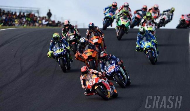 MotoGP: Phillip Island Balap Pasar Senggol