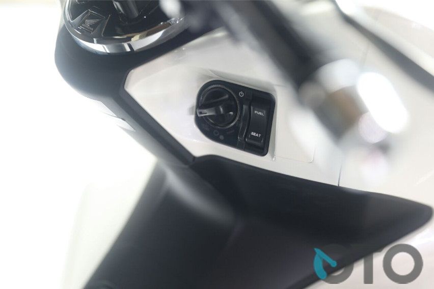 Kenali Smart Key System Honda PCX, Punya 6 Fungsi