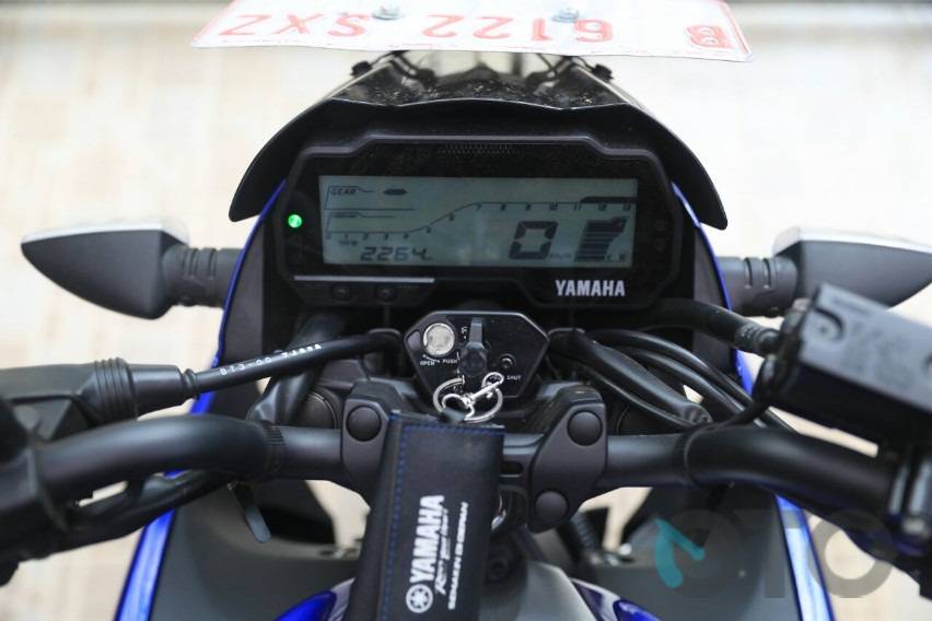 Bukan Cuma Mesin Ini Perbedaan Yamaha Vixion  dan Vixion  R 