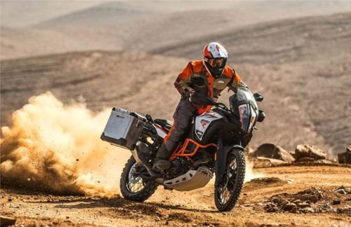 KTM 390 Adventure spotted testing in complete camouflage