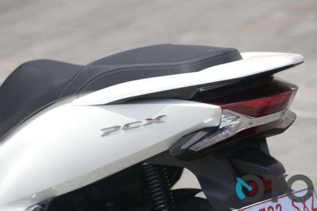 Honda PCX, Motor Paling Lengkap di Dunia Honda PCX, Motor Paling Lengkap di Dunia