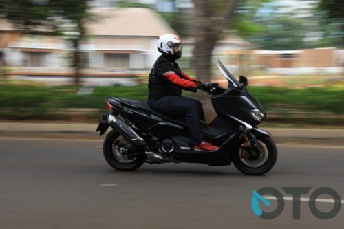 Test Ride Yamaha TMax DX: Ultimate Scooter (Part-2)