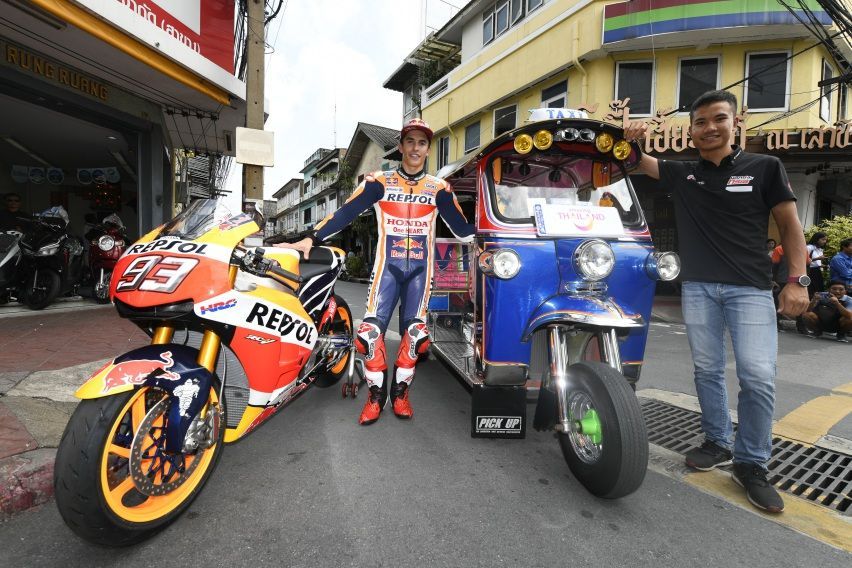 MotoGP: Ditilang di Thailand, Marquez Terpaksa Naik Tuk-tuk dan Yamaha NMax