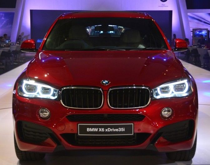 BMW X6 facelift launched with xDrive35i powertrain