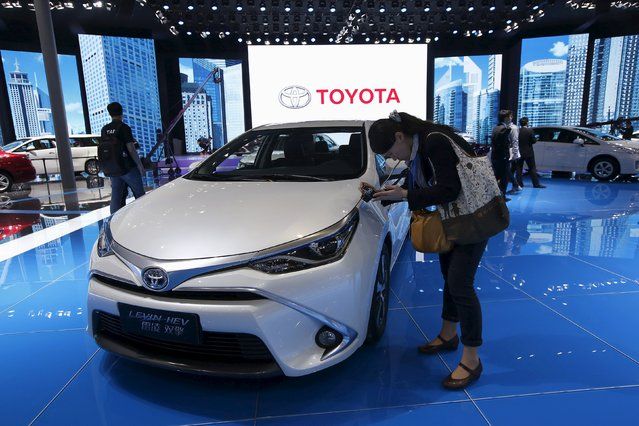 Toyota Pamerkan “Mobil Hybrid” di Shanghai 