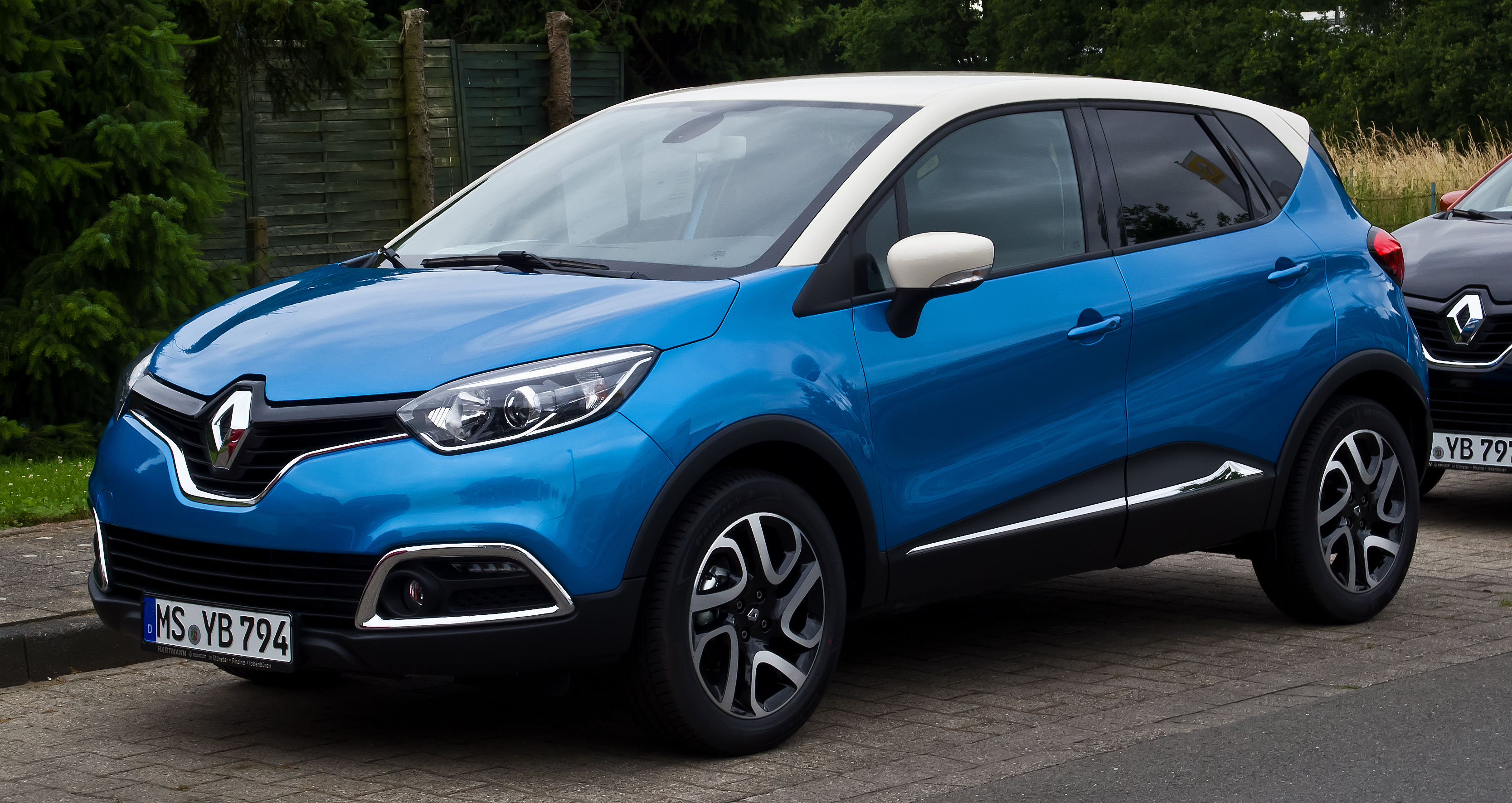 Renault Captur Siap Menantang Honda HR-V