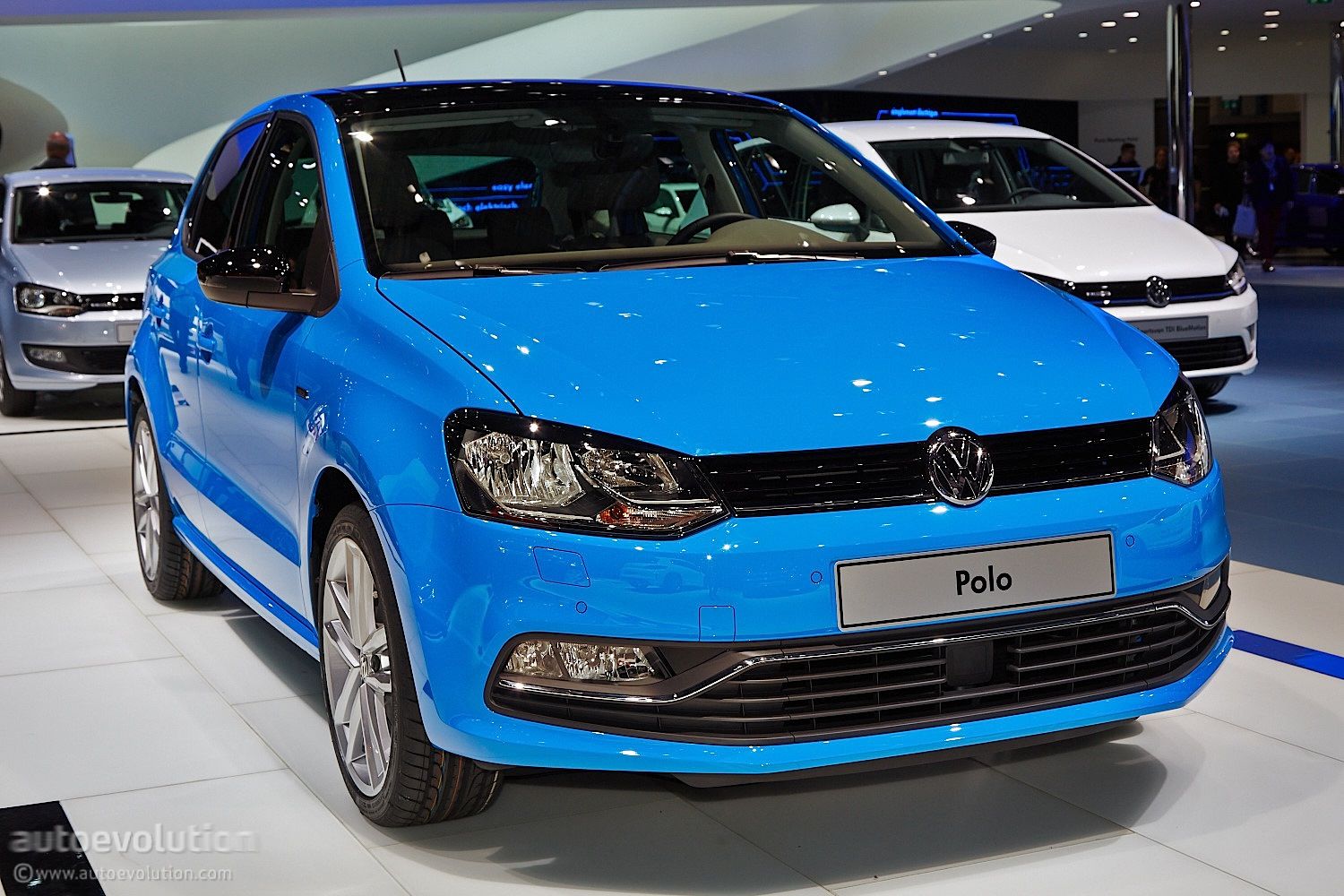 VW Passat CC R-Line Revealed - autoevolution