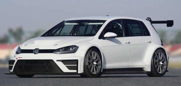 Volkswagen Golf race car debuted with 330 hp
