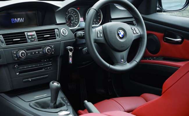 เตรียมเลิกใช้เกียร์ธรรมดาใน บีเอ็มดับเบิ้ลยู เอ็ม ซีรีส์