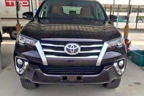 498x331x2016-Toyota-Fortuner-11-e1436557167436.jpg.pagespeed.ic.d6rlHmRDuG