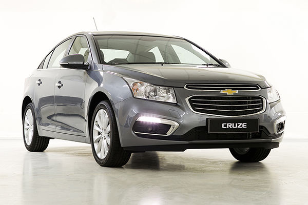 Facelifted Chevrolet Cruze launched in Thailand