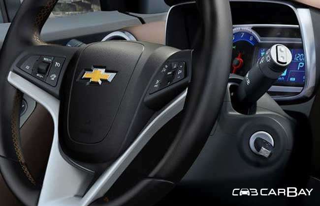 chevrolet-trax-multi-function-steering