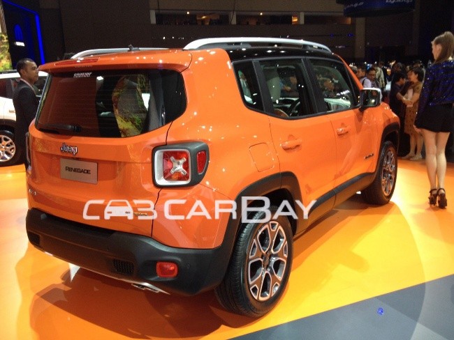 6-Jeep-Renegade-4