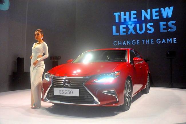 Lexus ES Facelift – Out of the Pandora Box in Malaysia!