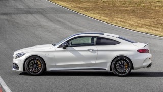 2015-Mercedes-Benz-C-Class-AMG-6-320x180