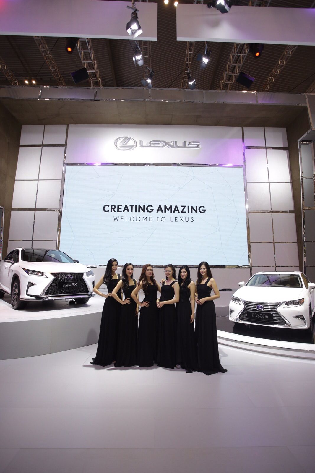 Lexus Mempersembahkan Komitmen Melalui Program Lexus Lady
