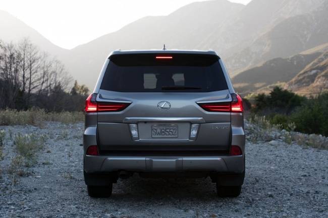 Lexus LX 570 Facelift, Soon to Make a Debut in Malaysia