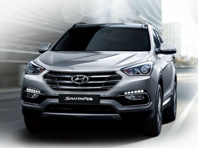 2015/09/hyundai-santa-.jpg