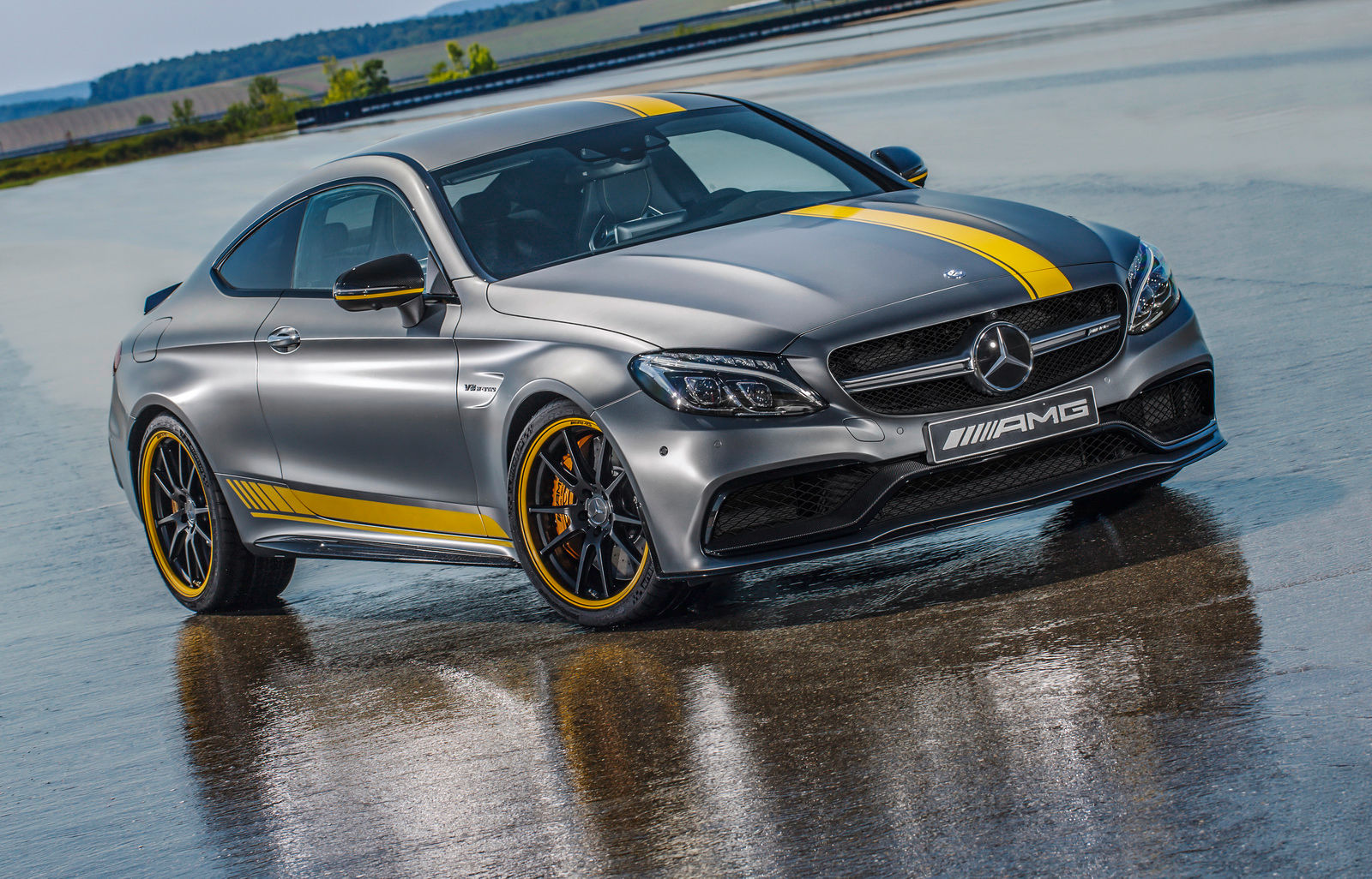2015 Frankfurt Motor Show: Mercedes-Benz to Unveil 2016 C63 AMG Coupe Edition 1