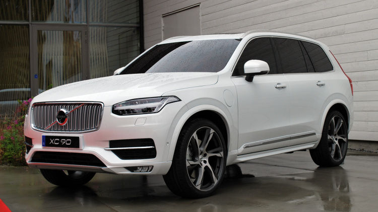 2015 Volvo XC90 awarded with IIHS Top Safety Pick+ rating