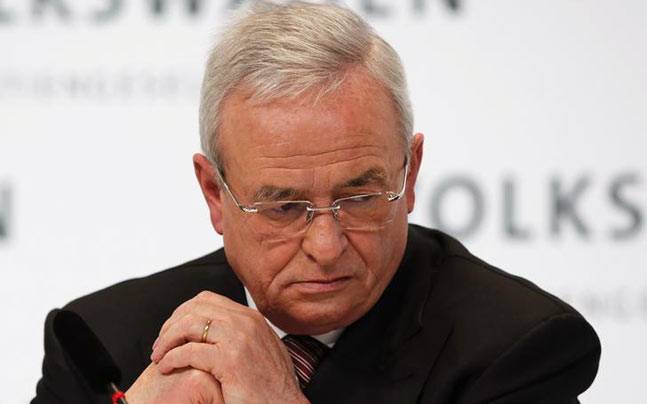 Volkswagen CEO Martin Winterkorn resigns amid Diesel Emissions Scandal