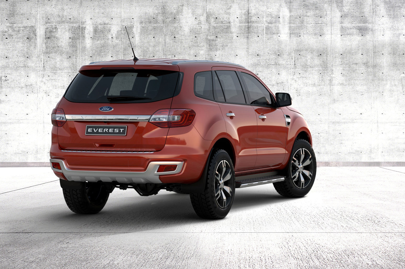 2016-ford-everest-exterior-rear-three-quarter-concrete