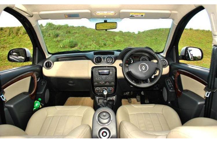 Image_Seed_93_4499290_duster_interior