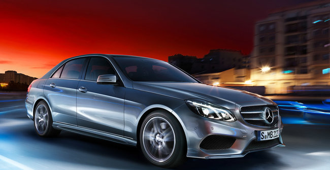 rsz_mercedes-benz-e-class-saloon-w212_wallpaper_02_1920x1200_11-2012