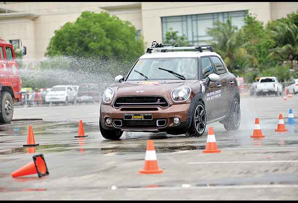 Filipino's witnessed Mini Power at Cebu Track Day