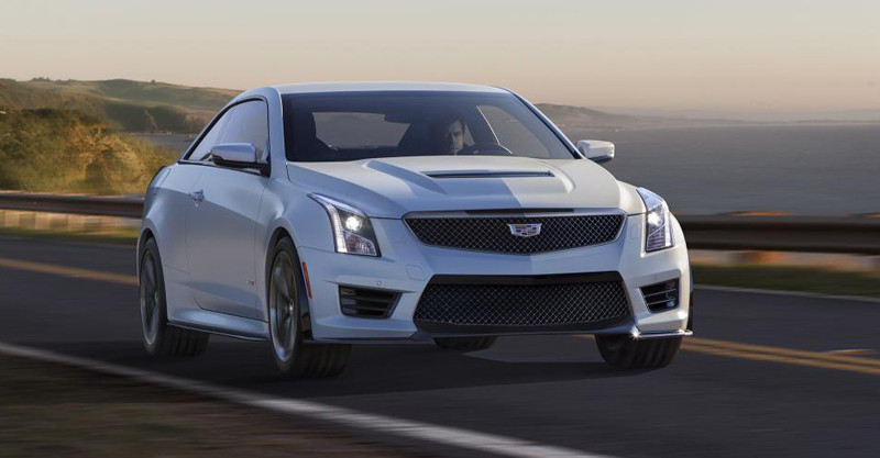Cadillac เปิดตัวรถรุ่นลิมิเต็ท ATS-V Sedan, Coupe และ CTS-V Crystal White Frost Edition