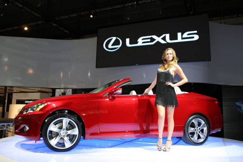 Lexus ra mắt 3 mẫu xe vào ngày mai tại Việt Nam Motor Show 2015