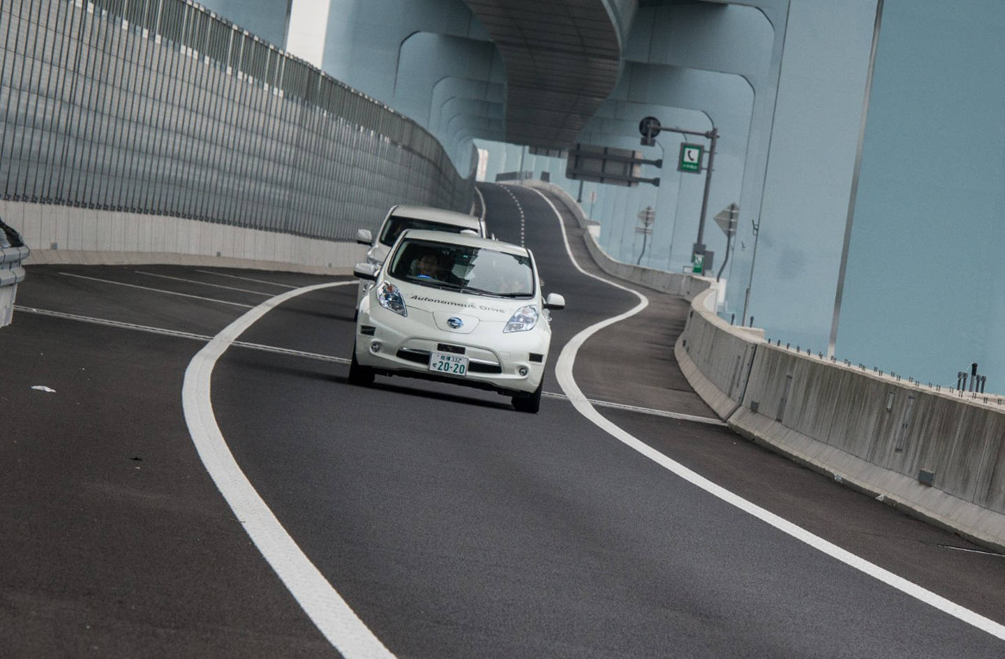 Nissan ส่งนวัตกรรมล้ำ Leaf Piloted Drive 1.0 สู่วงการยานยนต์