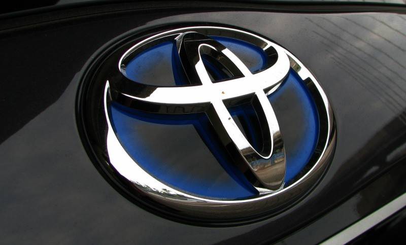 Overtaking Volkswagen, Toyota Tops in Global Vehicle Sales for the First three Quarters of 2015