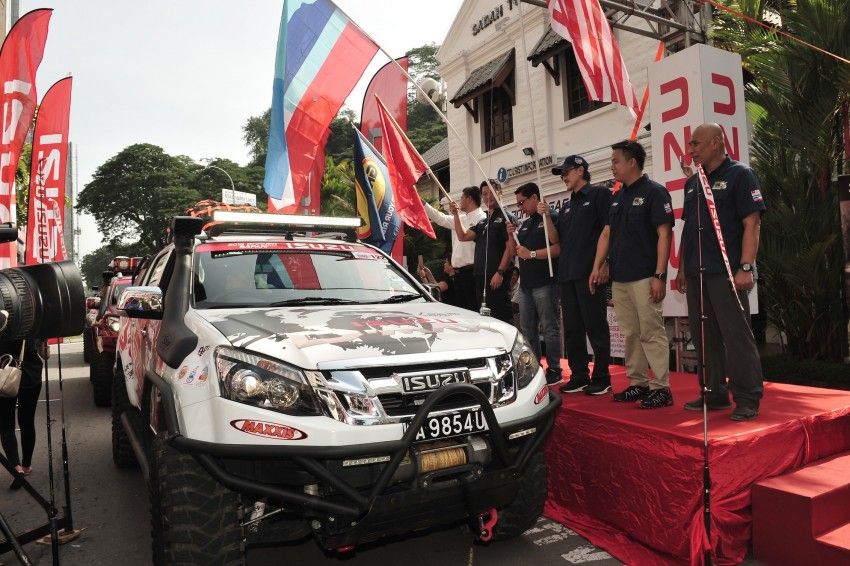 25th Borneo Safari Flagged Off: Isuzu D-Max Leads the Convoy of Over 250 Vehicles 