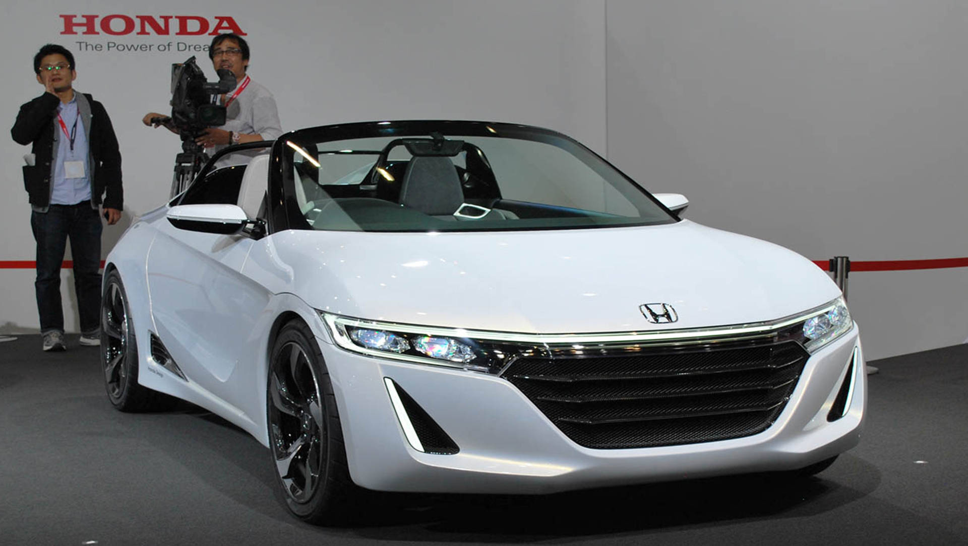 Tiny Sports car Honda S660 Shows up at Tokyo Motor Show