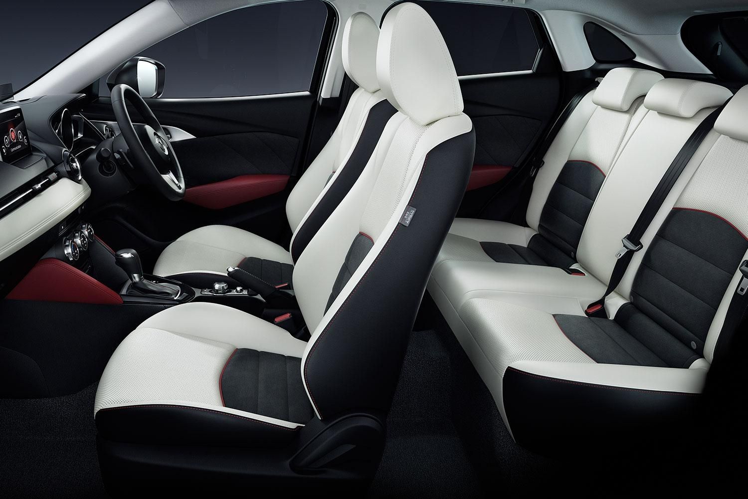 2016-mazda-cx-3-interior-side-1500x1000