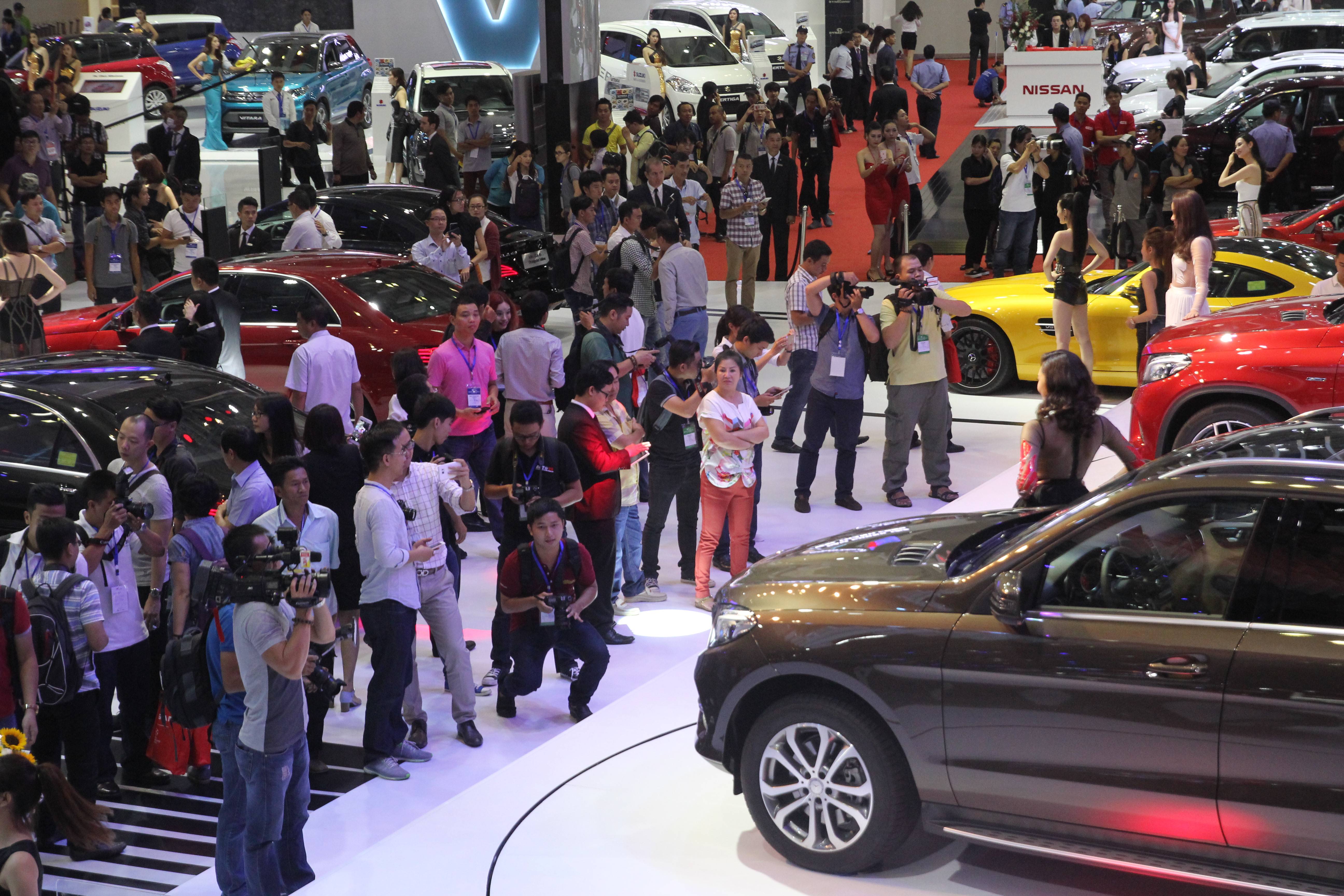 MPV, SUV và crossover chiếm ưu thế tại Việt Nam Motor Show 2015