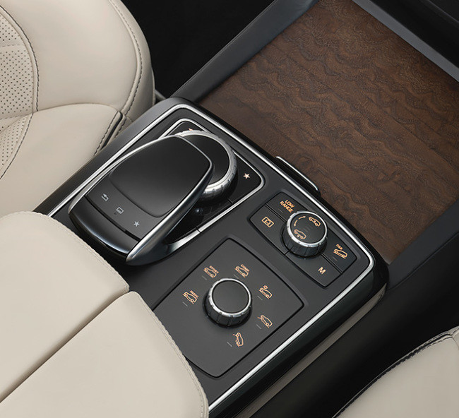 02_mercedes_benz_gls_10