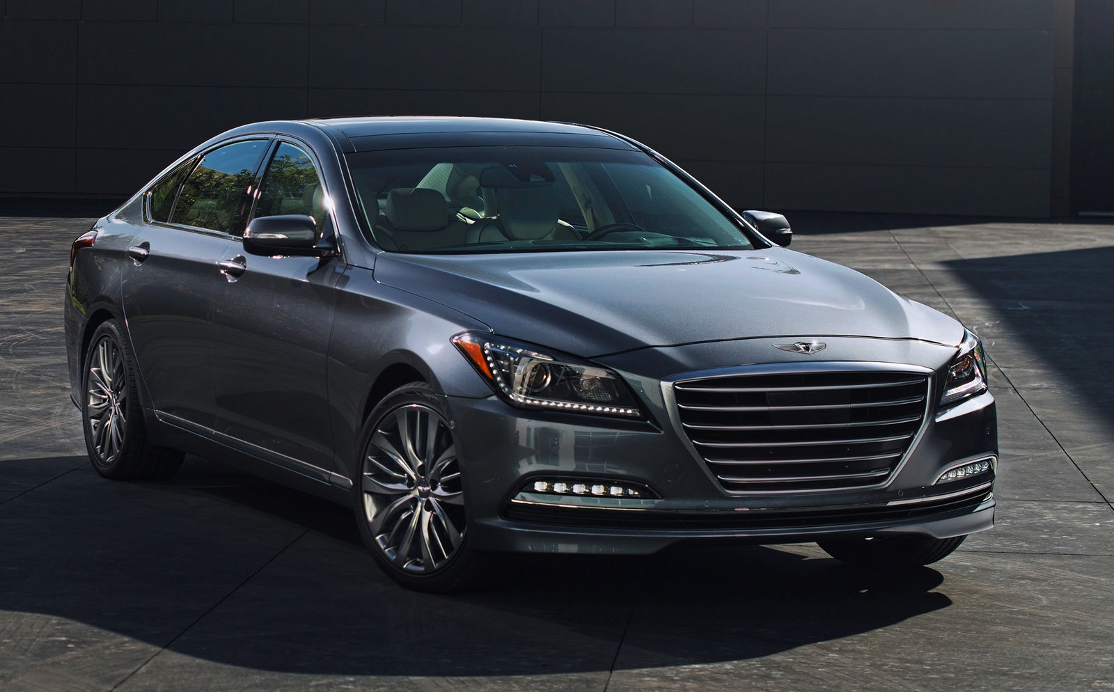 Hyundai ra mắt thương hiệu Genesis cao cấp