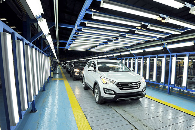 Hyundai Thành Công (HTC) Việt Nam vừa xuất xưởng chiếc Santa Fe thứ 4.000