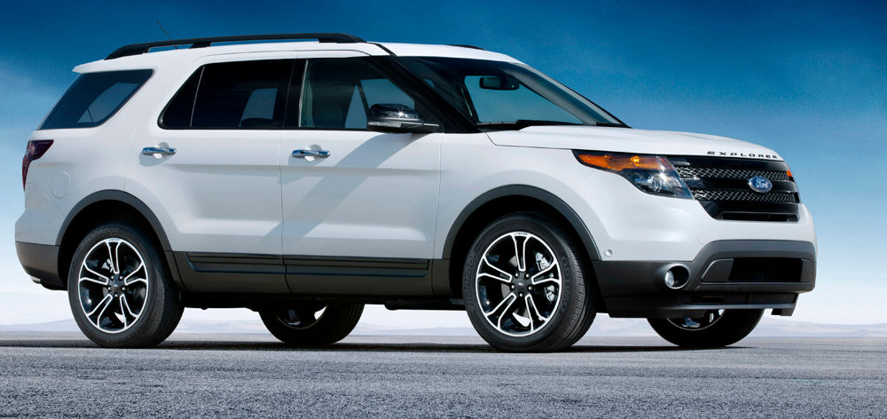 2015-Ford-Explorer-side-view