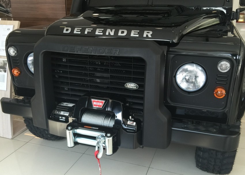 Land-Rover-Defender-Limited-Edition-03-850x607